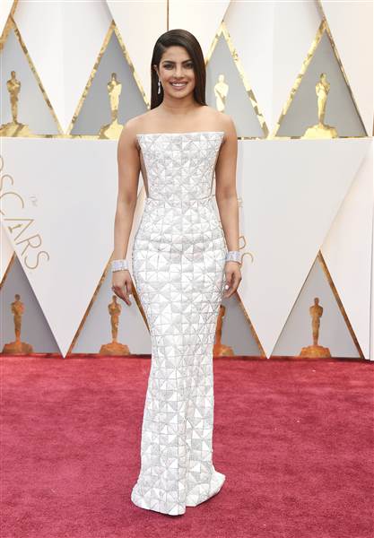 top 15 best dress Academy awards