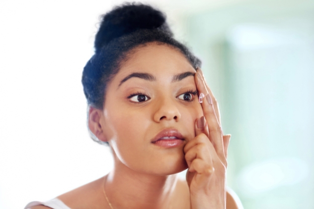 Pentingnya Jaga Kesehatan Mata Dari Penggunaan Make Up dan Softlens