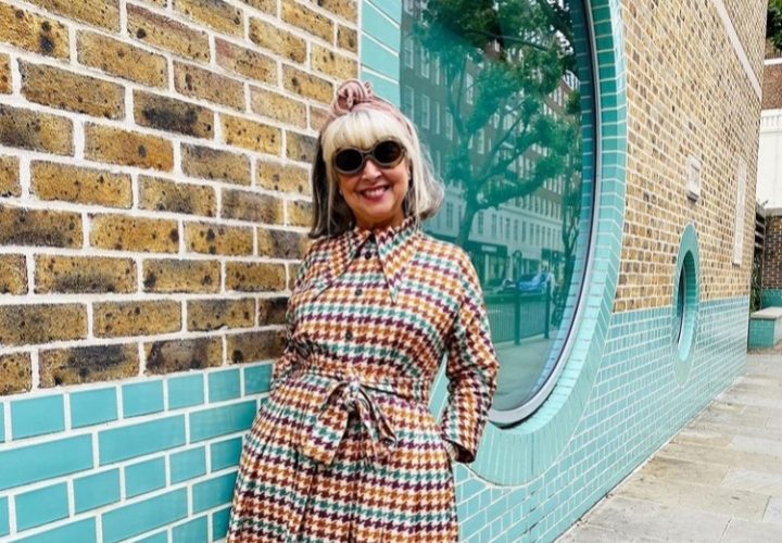 Suzi Grant, Selebgram 68 tahun yang Sukses dengan Fashion Nyentriknya